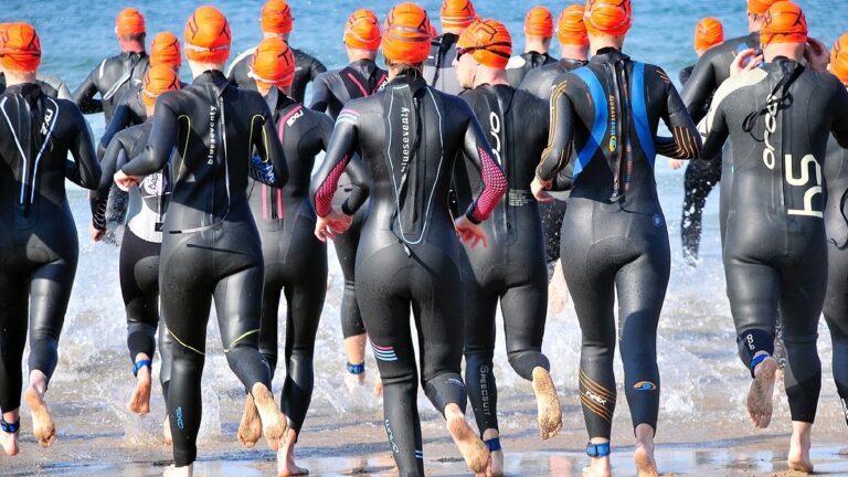 Cartagena se prepara para el Triatlón 5150: Más de 1.700 atletas compiten en un evento de clase mundial