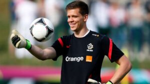 Wojciech Szczęsny, en la pole para cubrir la baja de Ter Stegen en el Barcelona