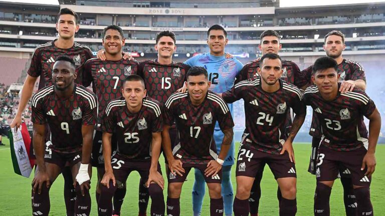 Chino Huerta y Julián Araujo, titulares con México para enfrentar a Canadá