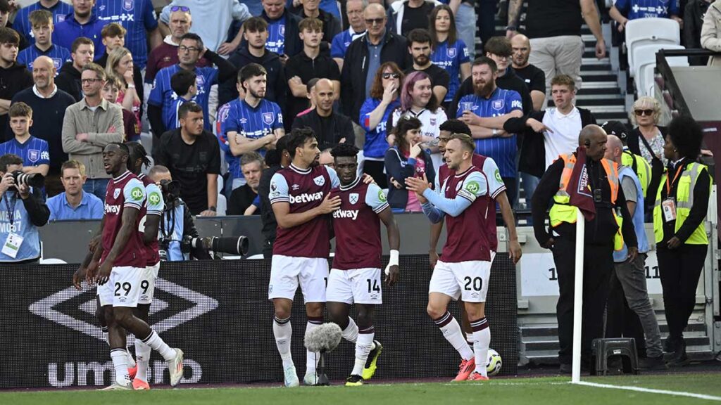 El West Ham gana al Ipswich Twon | Reuters 