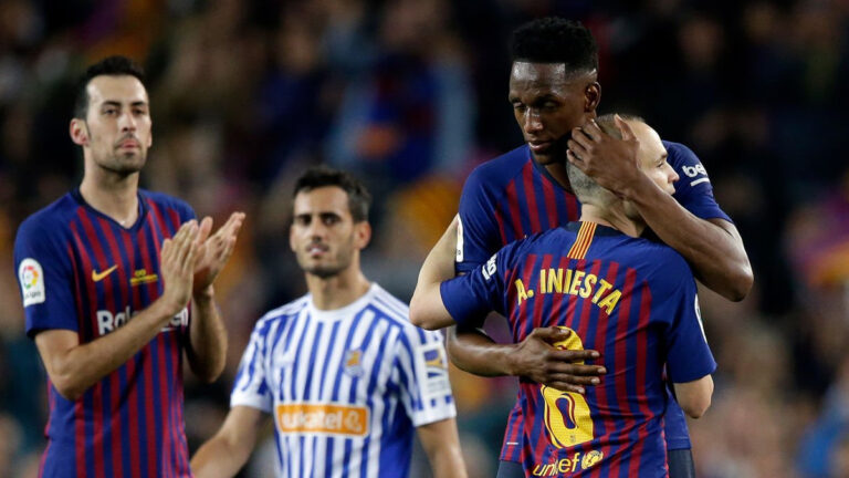 El sentido mensaje de Yerry Mina a Andrés Iniesta: “Gracias por hacernos disfrutar tanto, leyenda”