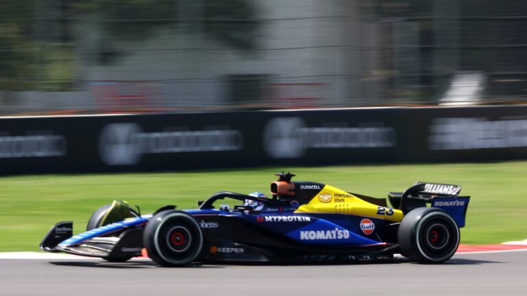 ¡Aguas! Alex Albon choca con Oliver Bearman y se estrella contra el muro en la FP1 del GP de México