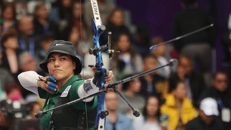 Final Copa del Mundo de Tiro con Arco: Ale Valencia vence en un dramático duelo a la campeona olímpica y va a las semifinales, en vivo