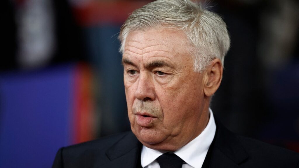 Ancelotti expresa la preocupación del Real Madrid por Carvajal: "Parece una lesión bastante seria de rodilla"