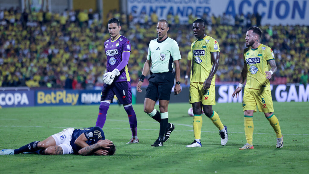 Nolberto Ararat, en Bucaramanga vs Millonarios. - Vizzor Image.