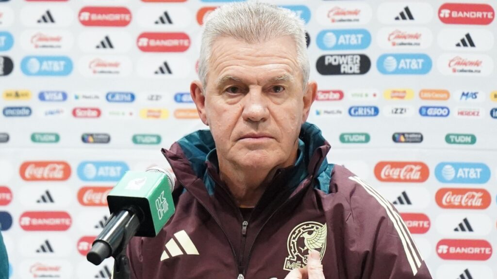 Javier Aguirre, ante la urgencia de recuperar a la afición mexicana |  Imago7