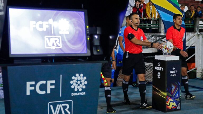 Carlos Betancur y el VAR, muestra clara de la decadencia del arbitraje colombiano