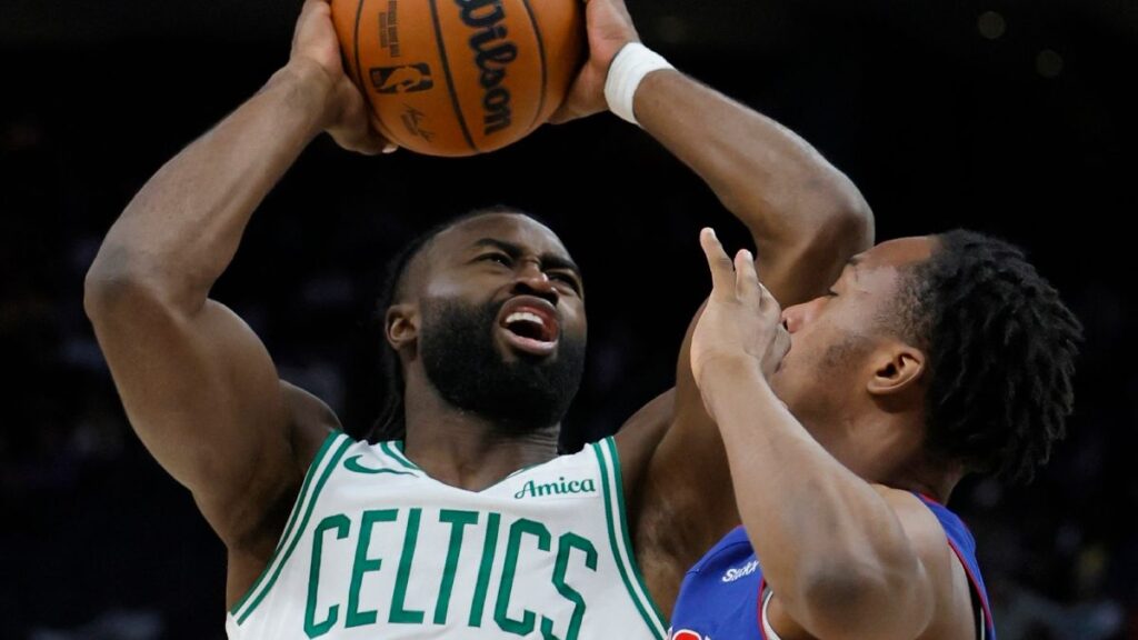 Celtics se impone a Pistons