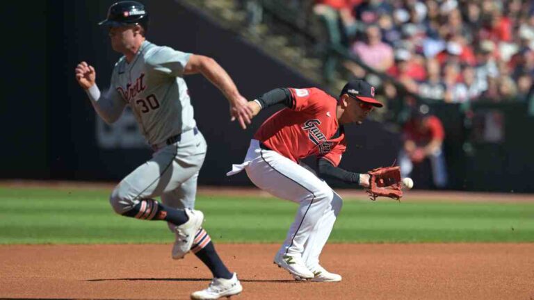 Mal clima obliga a adelantar 7 horas el Juego 5 entre Cleveland y Detroit