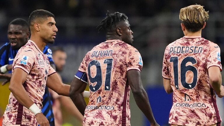 Duván Zapata, gol y figura del Torino ante Inter en el Giuseppe Meazza