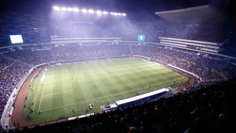 El México vs Valencia, con buena entrada en el Cuauhtémoc pese a lo presupuestado en la previa