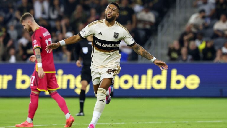 El LAFC sigue en plan grande y derrota al St. Louis City; Carlos Vela no fue convocado