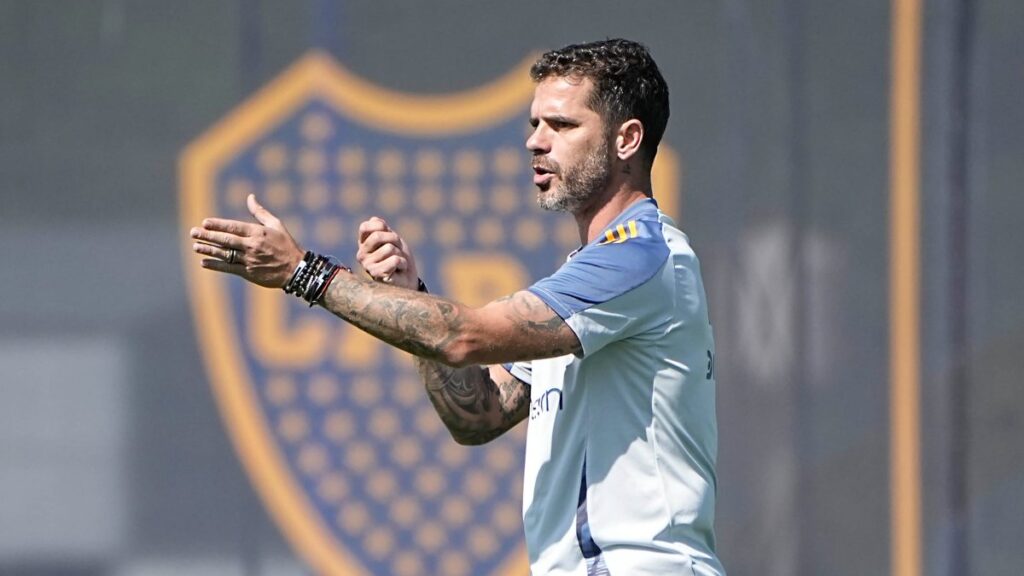 Fernando Gago se estrena como técnico de Boca ante Tigre | @BocaJrsOficial