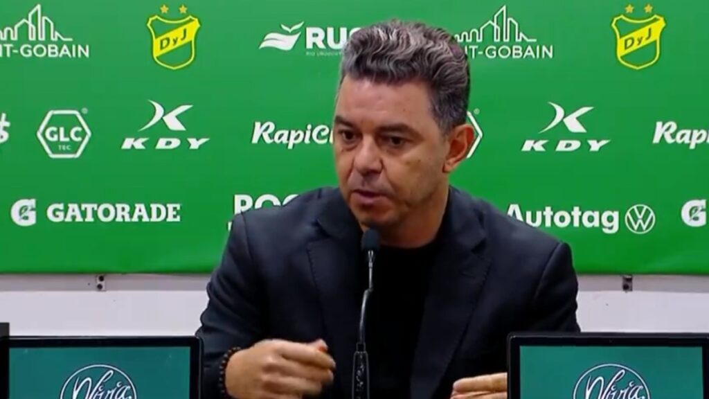 El malestar de Gallardo en la rueda de prensa. Captura de video