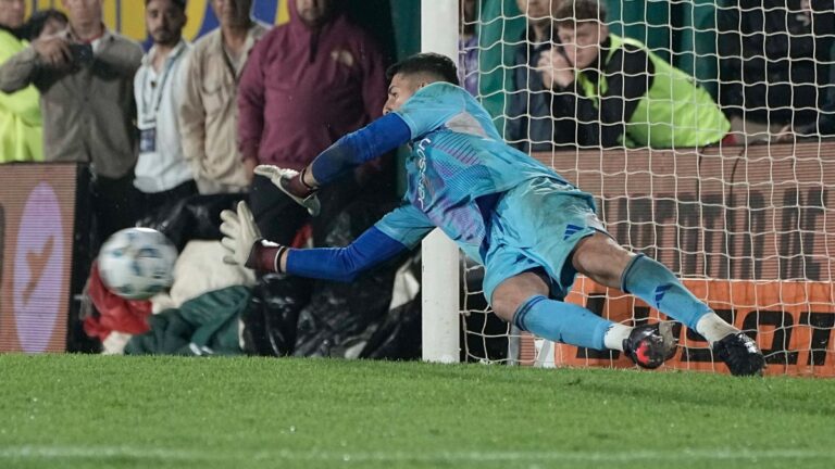 Leandro Brey se gana su lugar en Boca: noche histórica para adueñarse del arco