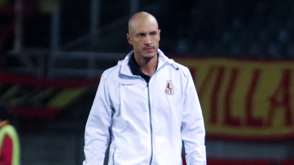 David González, durante el partido. - Vizzor Image.