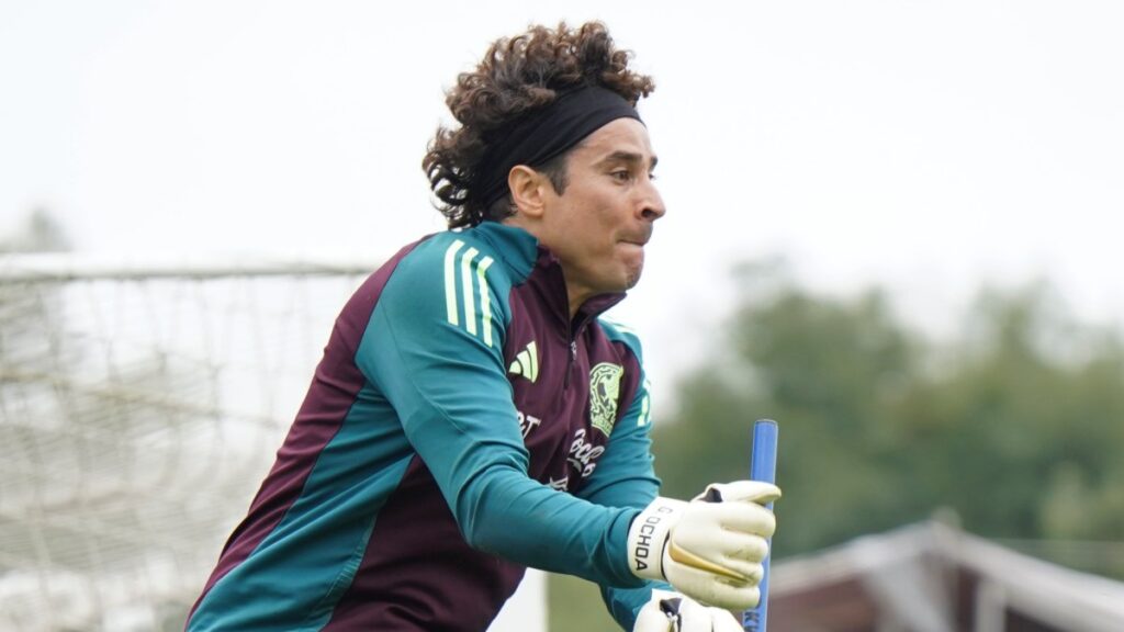 Guillermo Ochoa revela que hubo interés del Benfica y el Porto