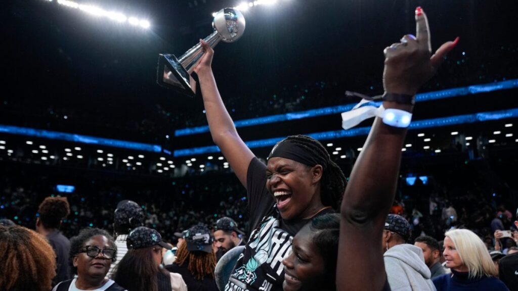 Jonquel Jones es la MVP de las Finales de la WNBA | AP