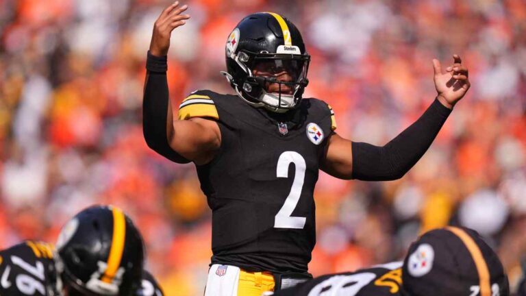 Justin Fields apunta a ser el QB titular de los Steelers contra los Cowboys