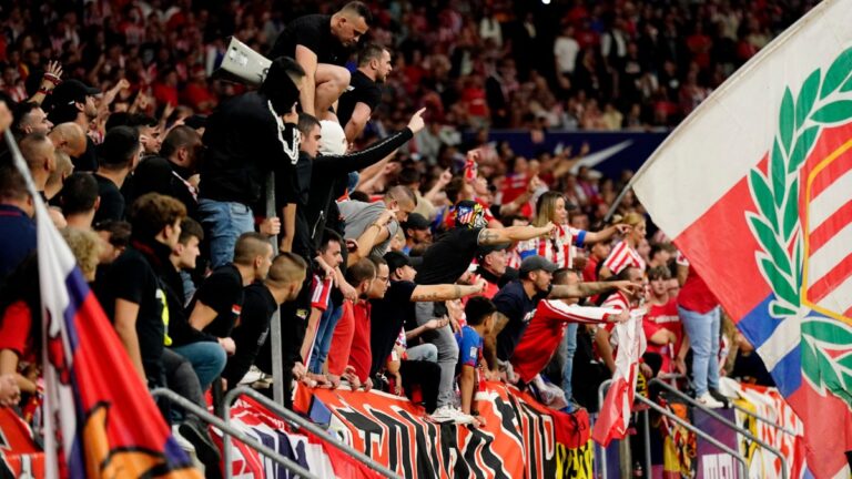 La RFEF cierra parcialmente la grada del Metropolitano tras incidentes del Derbi madrileño