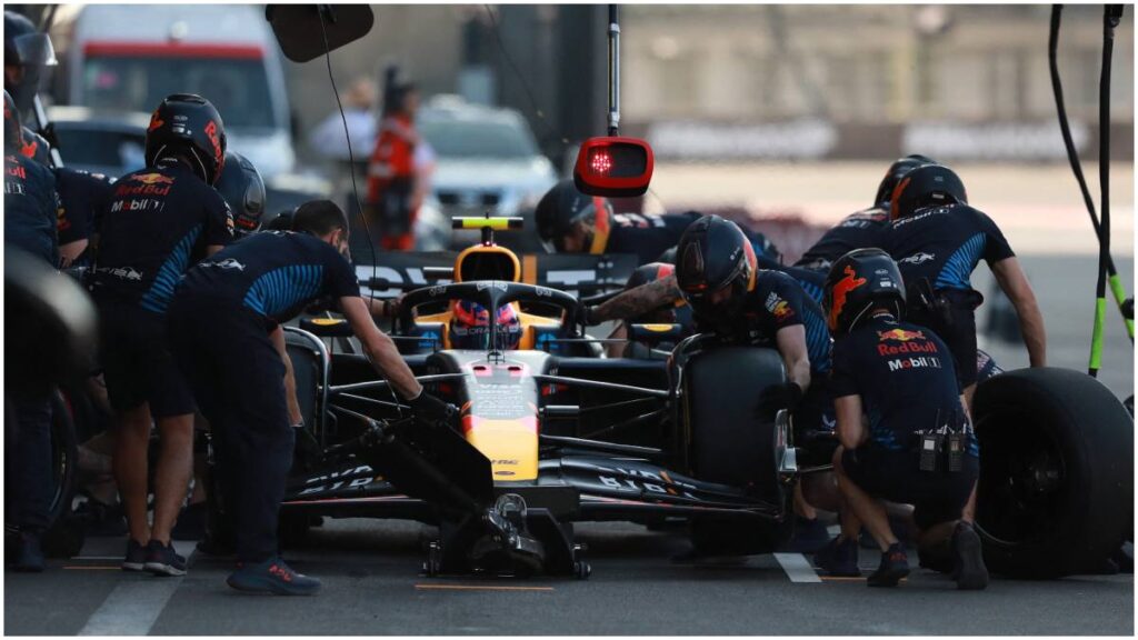 Los problemas mecánicos de Checo Pérez en Red Bull | Reuters