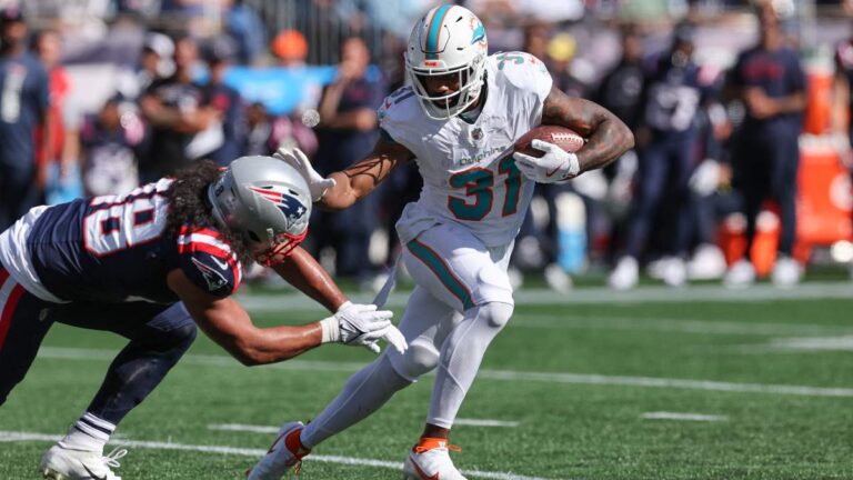 Miami se impone a los Patriots en un partido de ofensivas en aprietos y muchos castigos