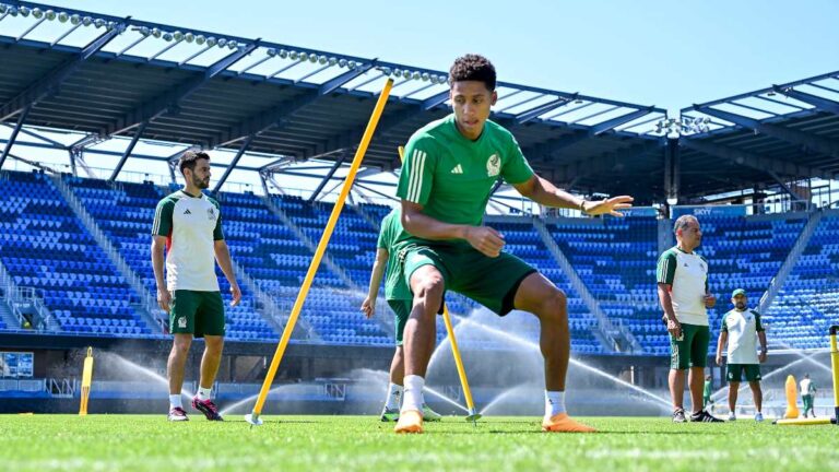 Ozziel Herrera no cree en el abandono de la afición al Tricolor: “Estarán apoyándonos contra el Valencia”