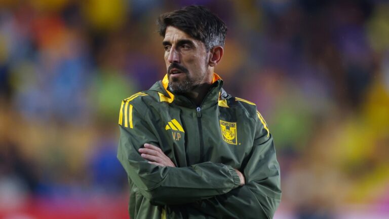 Veljko Paunovic quiere cambiar la cara de Tigres en el Clásico Regio