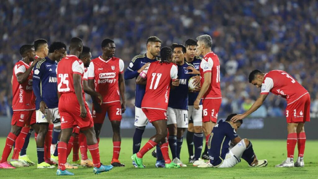 Independiente Santa Fe vs Millonarios, clásico capitalino / Vizzor