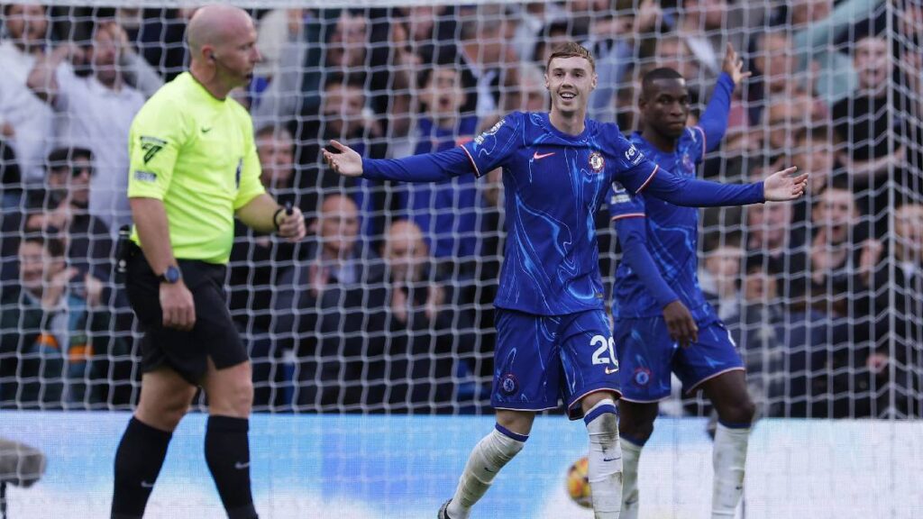 Cole Palmer celebrando con el Chelsea / Reuters