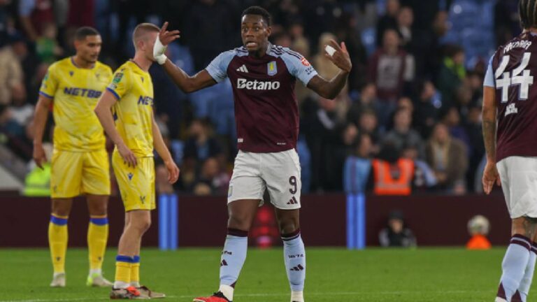 Jhon Durán y Daniel Muñoz, protagonistas del Aston Villa vs Crystal Palace por la Carabao Cup