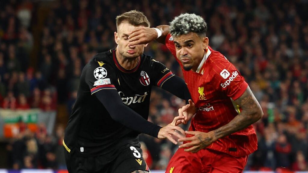 Luis Díaz en la Champions League con el Liverpool / Reuters