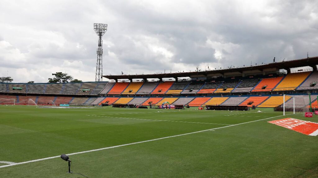 Nacional jugando sin público en el Estadio Atanasio Girardot de Medellín / Vizzor