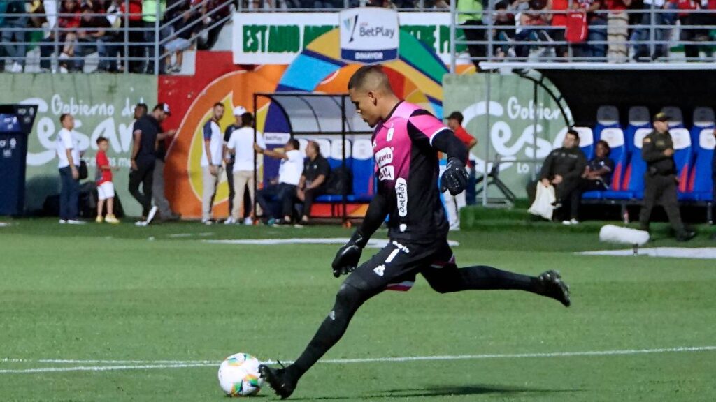 Joel Graterol con el América de Cali / Vizzor