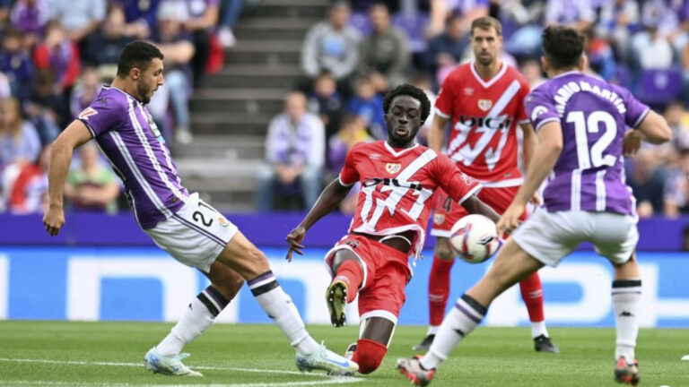 Real Valladolid vs Rayo Vallecano: ¡De Frutos empata!