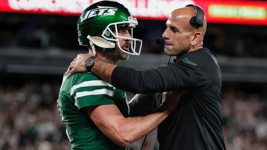 ¿Aaron Rodgers contribuyó al despido de Robert Saleh? | AP