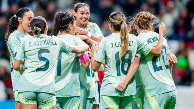 La selección mexicana femenil golea a Tailandia en Toluca