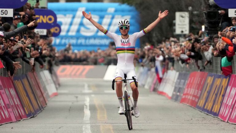 ¡Imparable! Tadej Pogačar conquista el Tour de Lombardía por cuarta ocasión