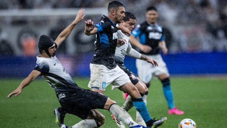 Racing se planta en Brasil ante Corinthians y se trae un emotivo empate