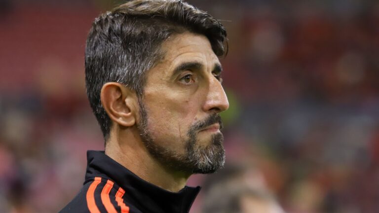 Veljko Paunovic: “La puerta a los jóvenes estará siempre abierta pero respetando los procesos”