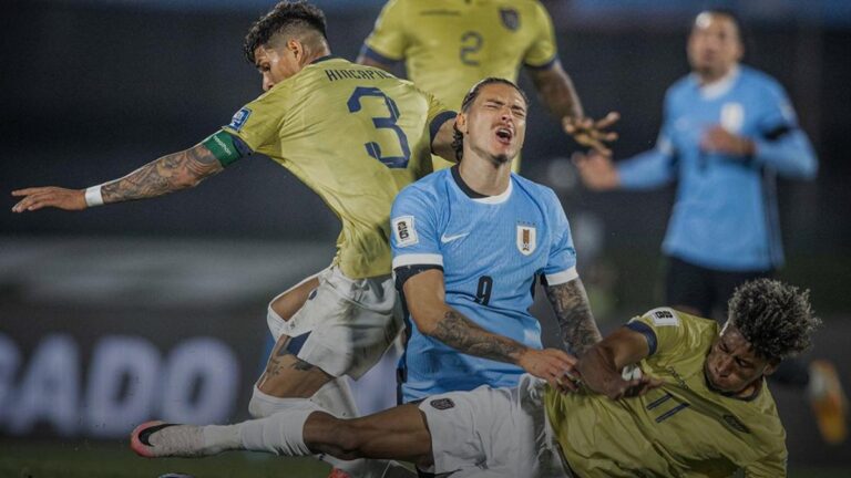 Uruguay empata sin goles ante Ecuador y es abucheada en el Estadio Centenario