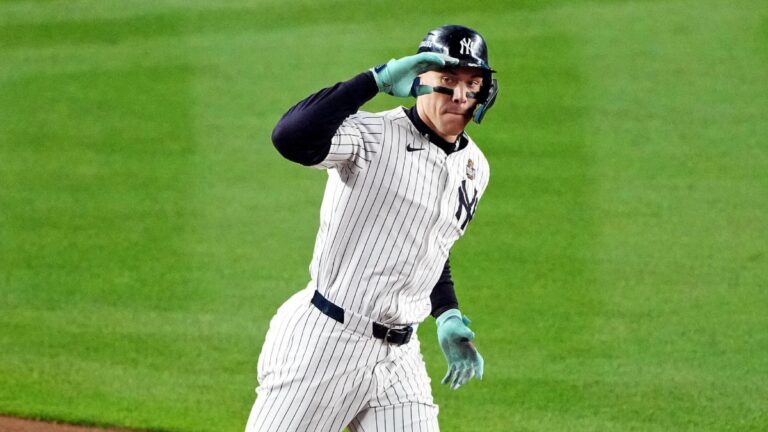 Aaron Judge y Chisholm Jr despiertan a los Yankees y se apuntan otro récord en Serie Mundial