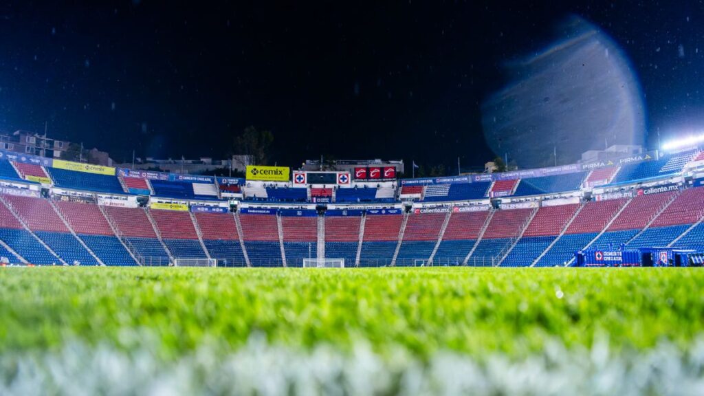 Estadio Azul clausurado