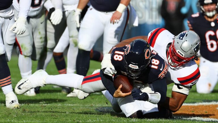 Los Patriots castigan a Caleb Williams y se imponen a los Bears