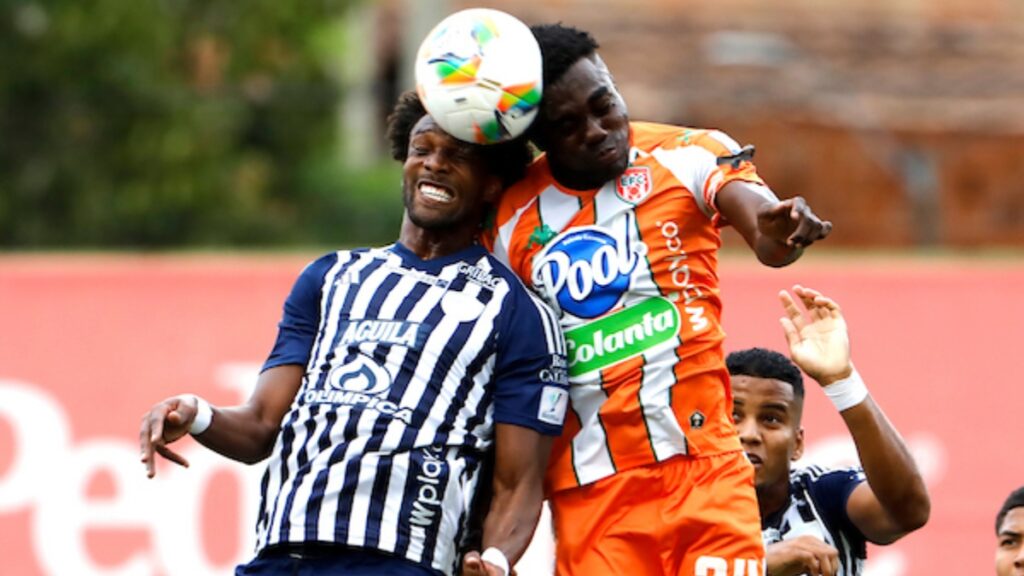 Envigado vs Junior | VizzorImage.