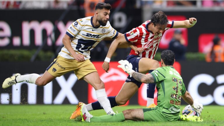 Chivas y Pumas se cansan de fallar y se llevan un insípido punto en la fecha 15 del Apertura 2024