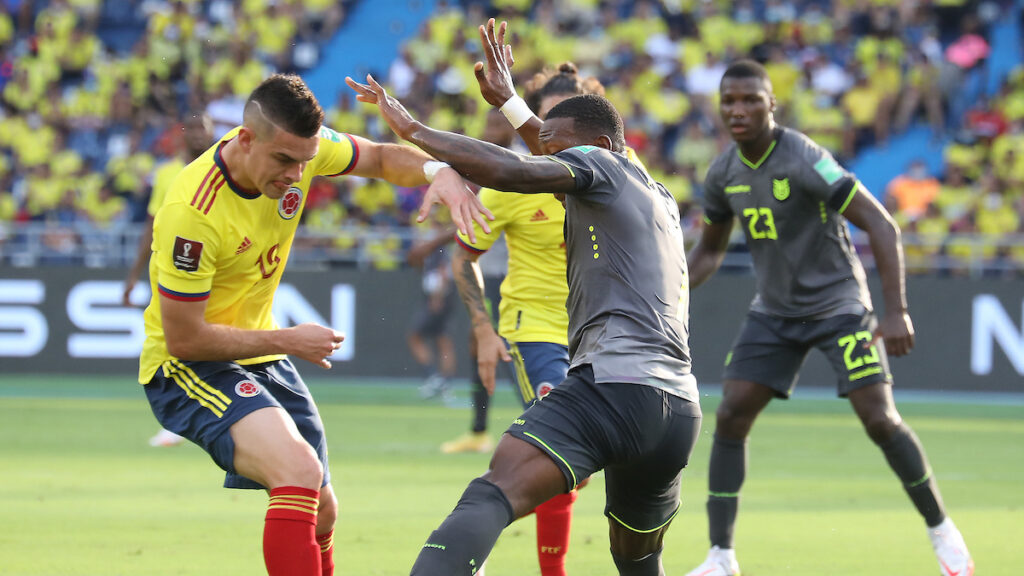 Colombia vs Ecuador en 2021. - Vizzor Image.