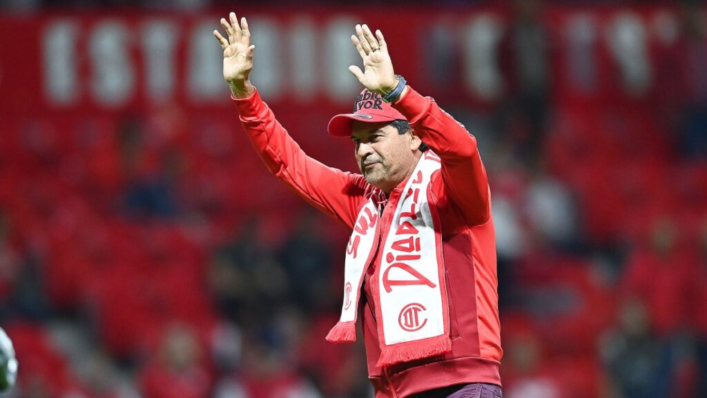 Cardozo durante un partido del Toluca