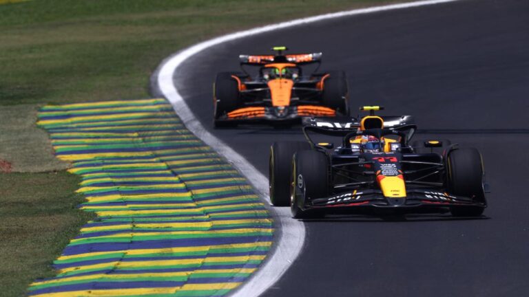 Lando Norris encabeza las Prácticas Libres 1 en el GP de Brasil; Checo Pérez termina penúltimo en Interlagos