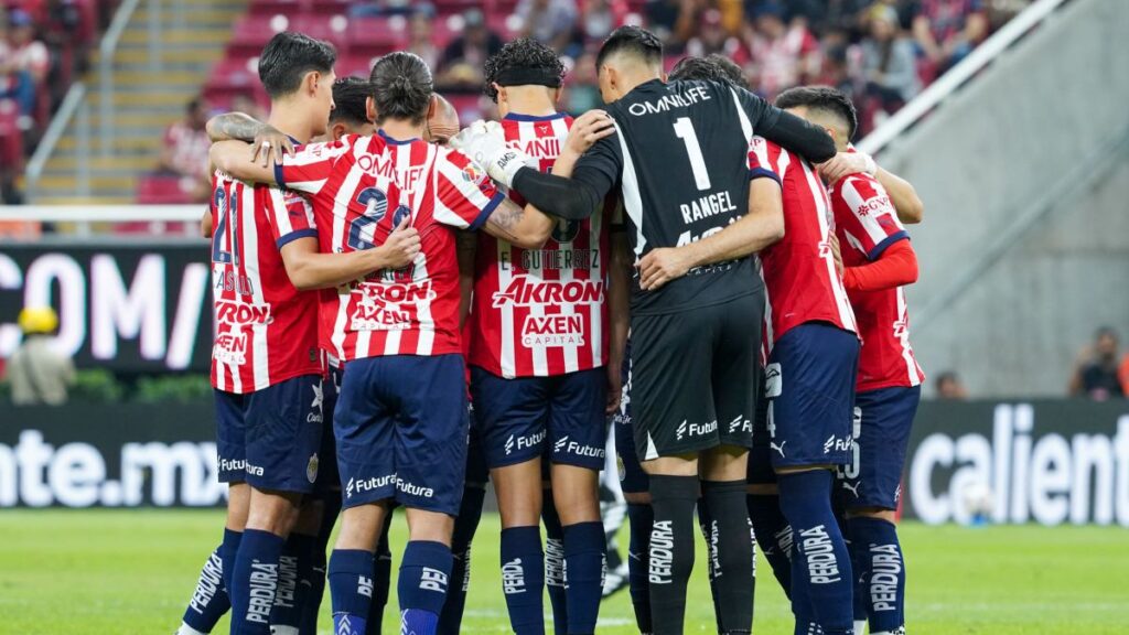 Chivas viaja a España para buscar a su nuevo entrenador | Imago 7